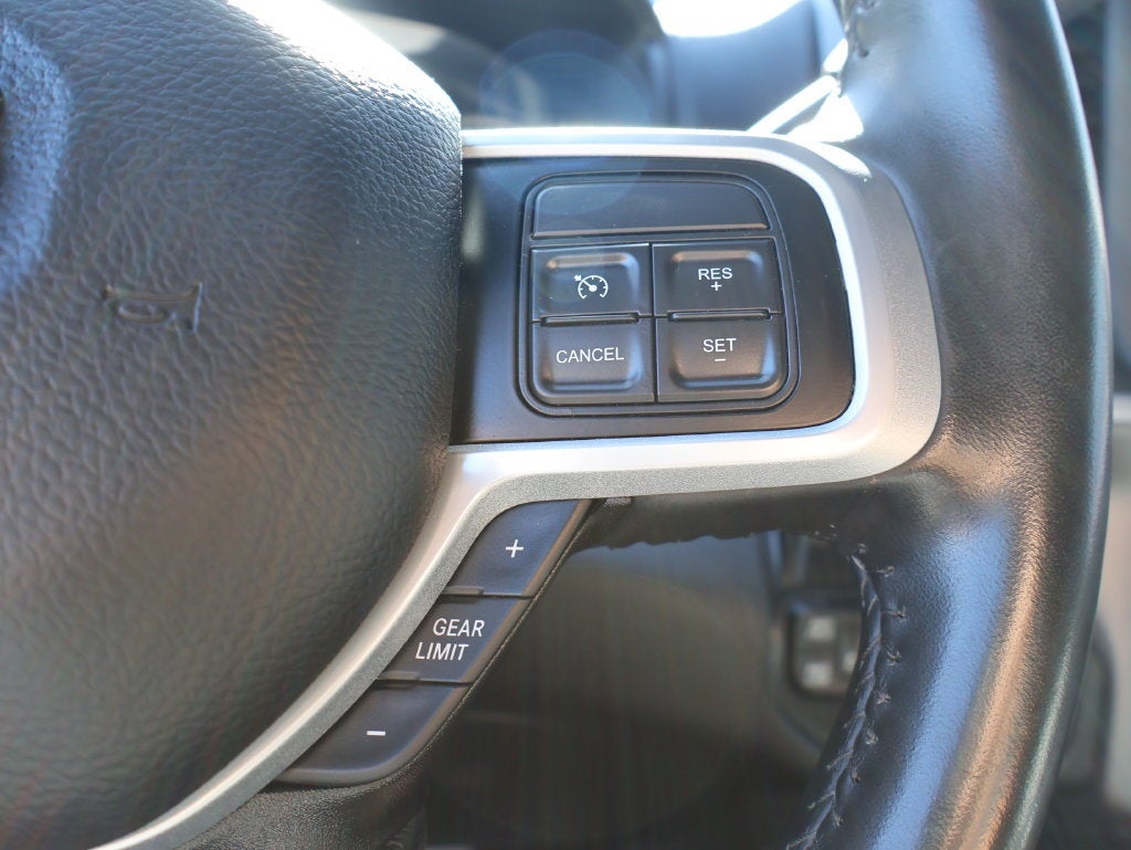 2022 RAM 3500 Big Horn Crew Cab 4x4 8' Box