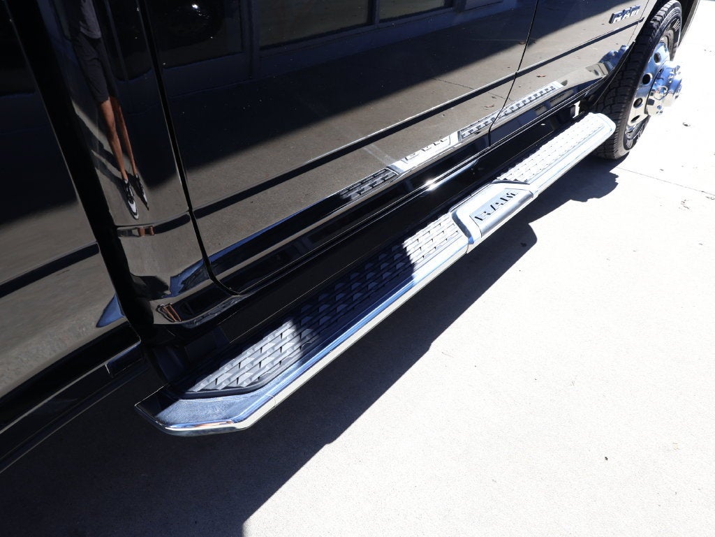 2022 RAM 3500 Big Horn Crew Cab 4x4 8' Box