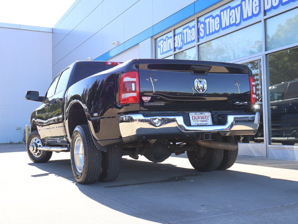 2022 RAM 3500 Big Horn Crew Cab 4x4 8' Box