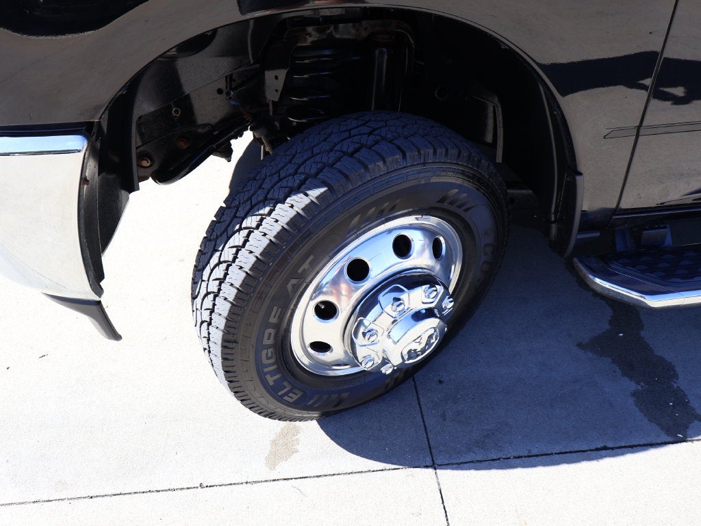 2022 RAM 3500 Big Horn Crew Cab 4x4 8' Box