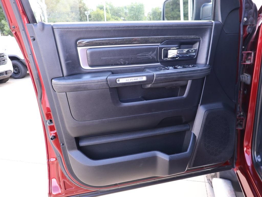 2017 RAM 2500 Limited Crew Cab 4x4 6'4" Box