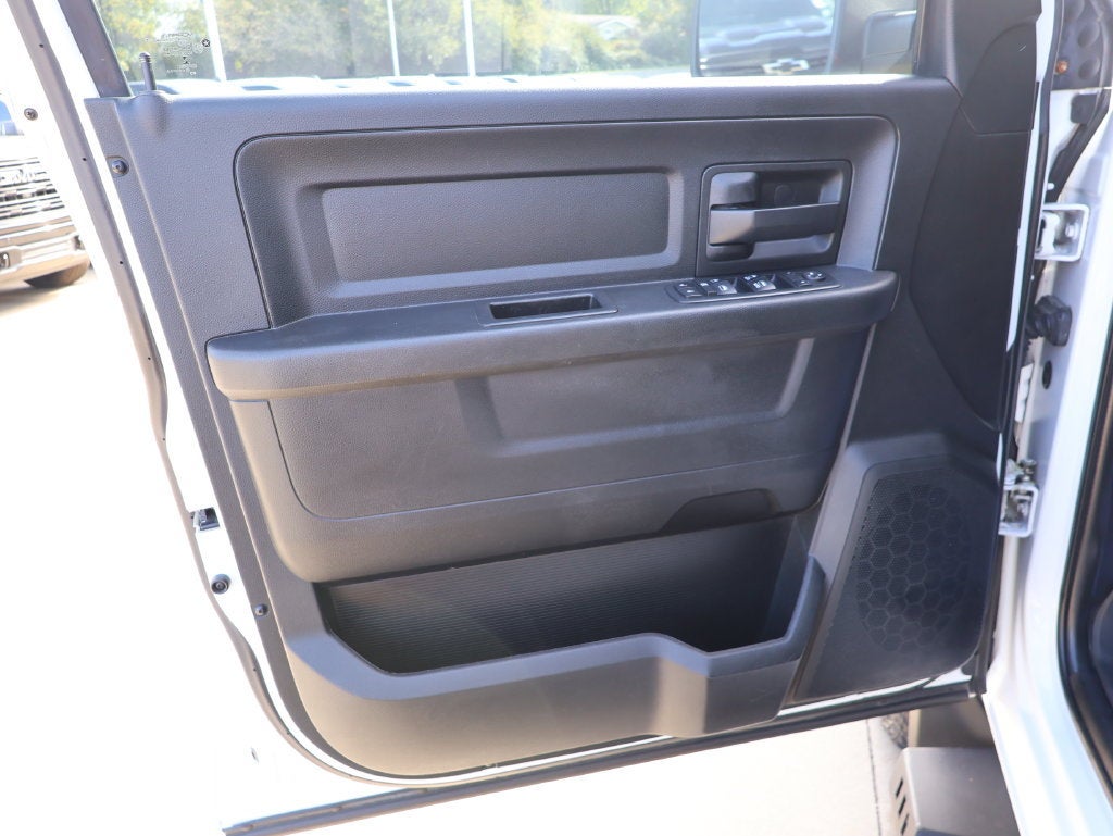 2018 RAM Ram 2500 Pickup Tradesman - Photo 11