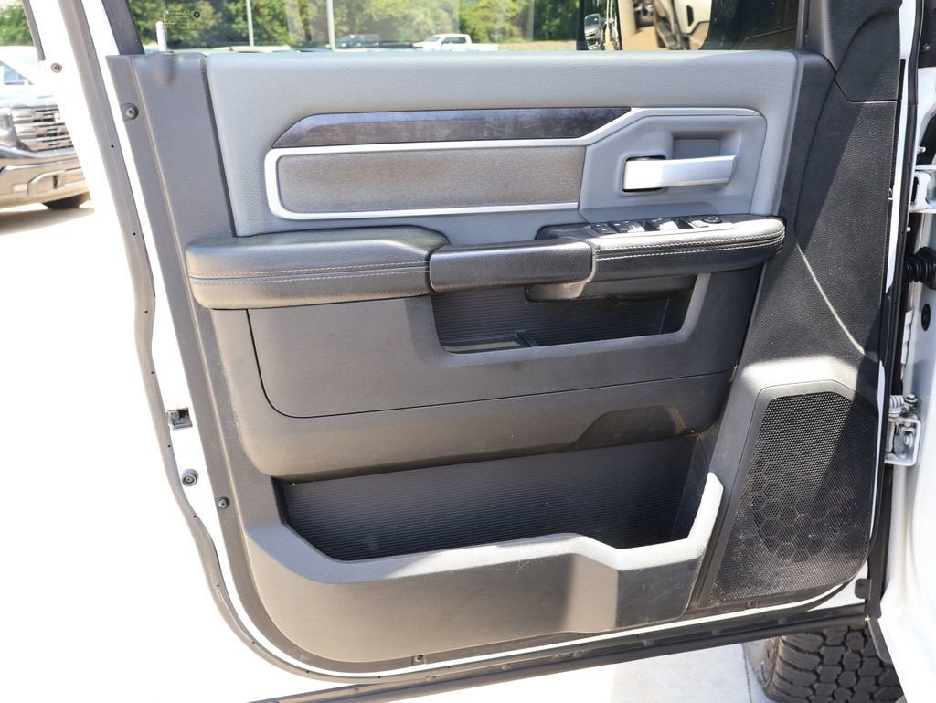 2022 RAM 2500 Big Horn Crew Cab 4x4 6'4" Box
