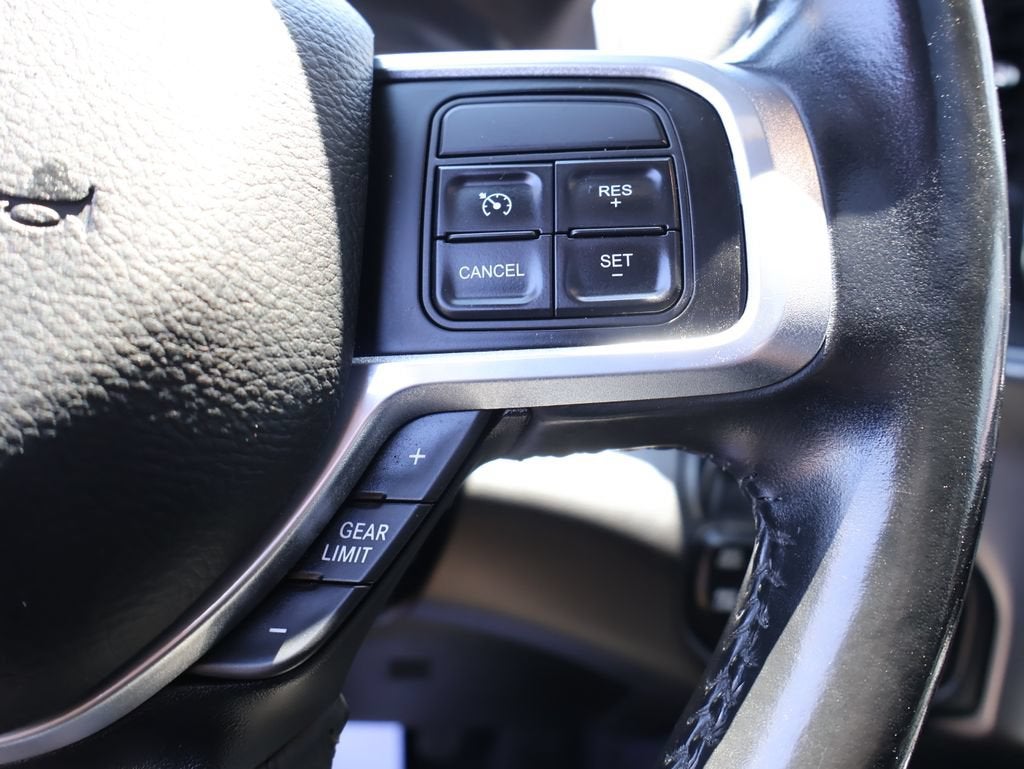 2020 RAM 2500 Laramie Crew Cab 4x4 6'4" Box