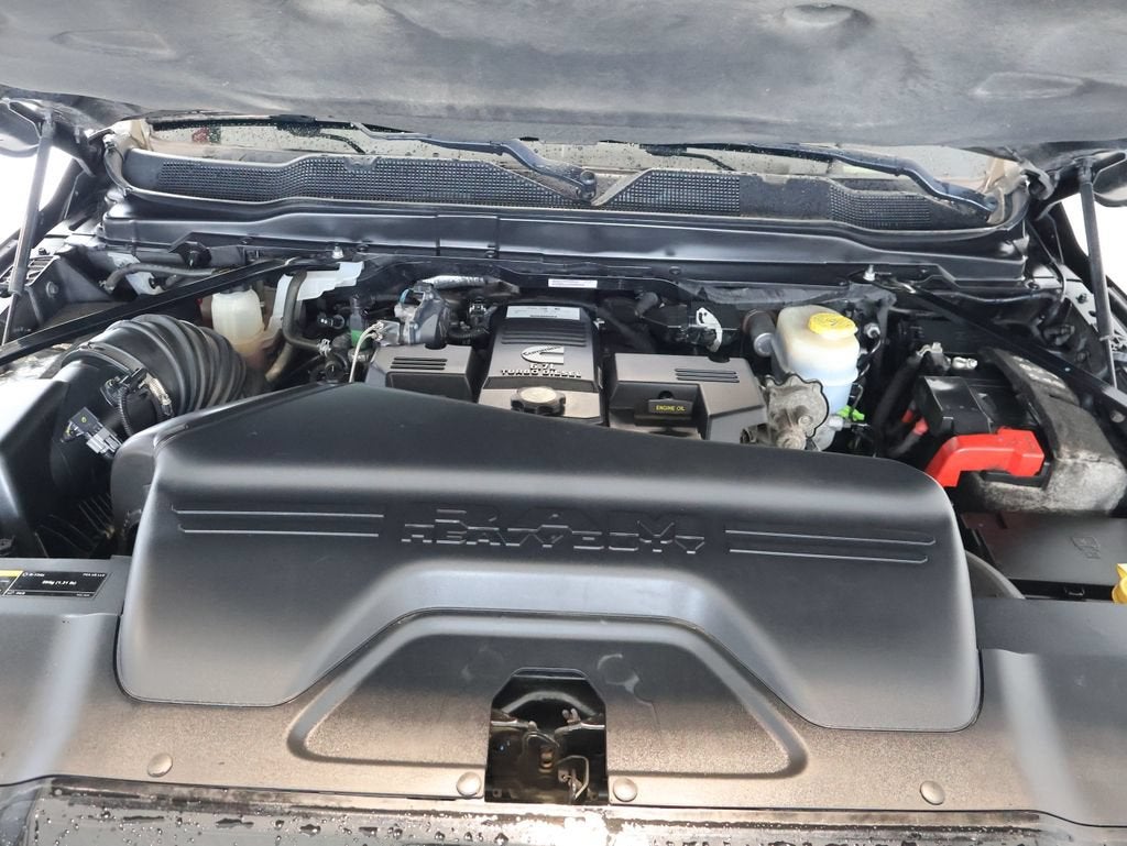 2022 RAM 2500 Laramie Crew Cab 4x4 6'4" Box