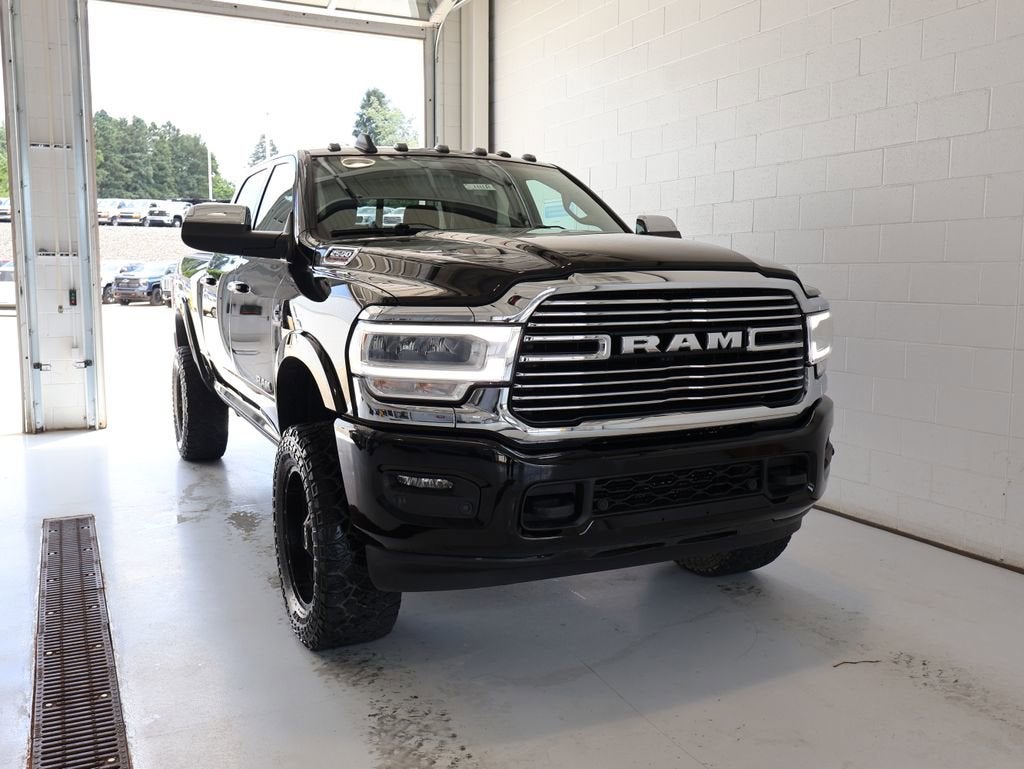 2022 RAM 2500 Laramie Crew Cab 4x4 6'4" Box