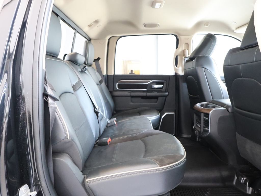 2022 RAM 2500 Laramie Crew Cab 4x4 6'4" Box