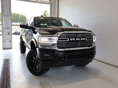 2022 RAM 2500 Laramie Crew Cab 4x4 6'4" Box