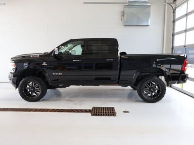 2022 RAM 2500 Laramie Crew Cab 4x4 6'4" Box