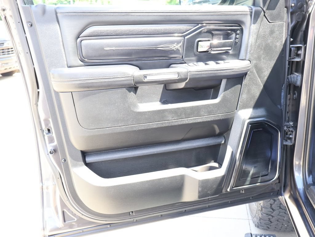 2022 RAM 2500 Limited Crew Cab 4x4 6'4" Box