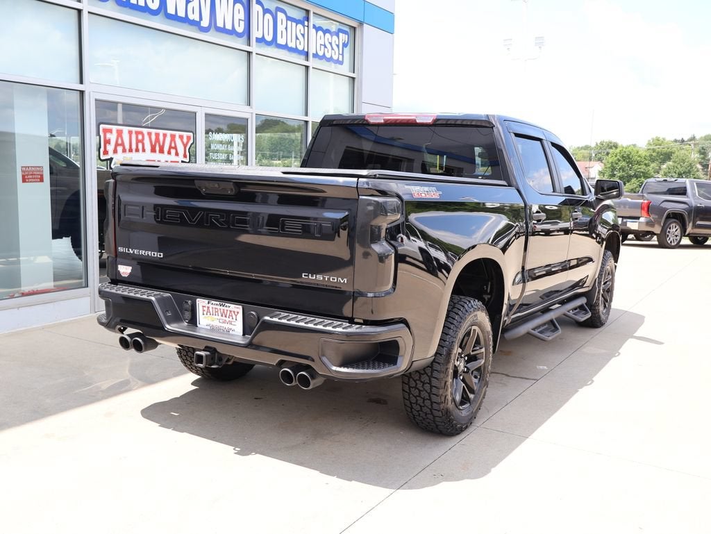 2022 Chevrolet Silverado 1500 Custom Trail Boss