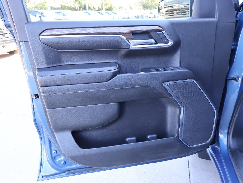 2024 Chevrolet Silverado 1500 LT - Photo 11