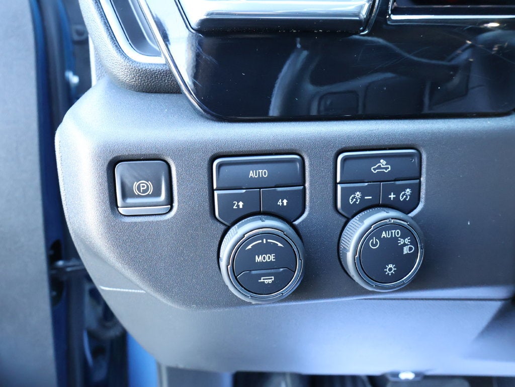 2024 Chevrolet Silverado 1500 LT - Photo 12