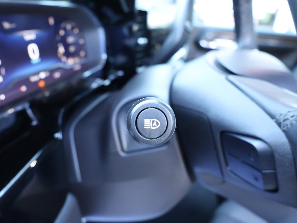 2024 Chevrolet Silverado 1500 LT - Photo 13