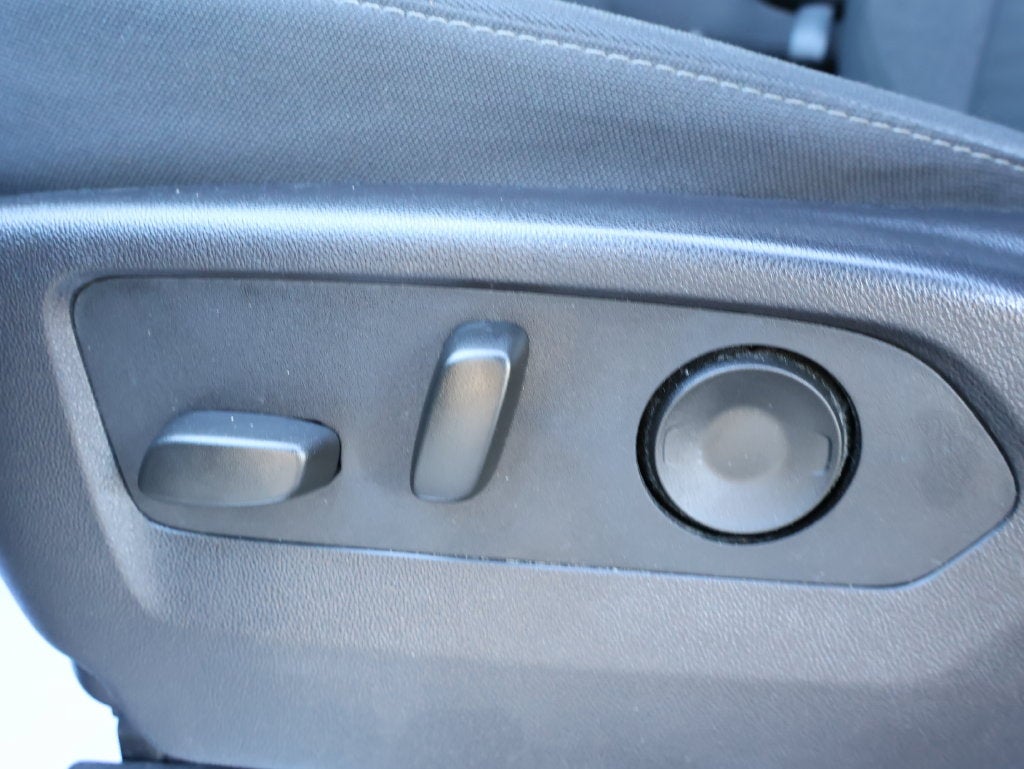 2024 Chevrolet Silverado 1500 LT - Photo 15