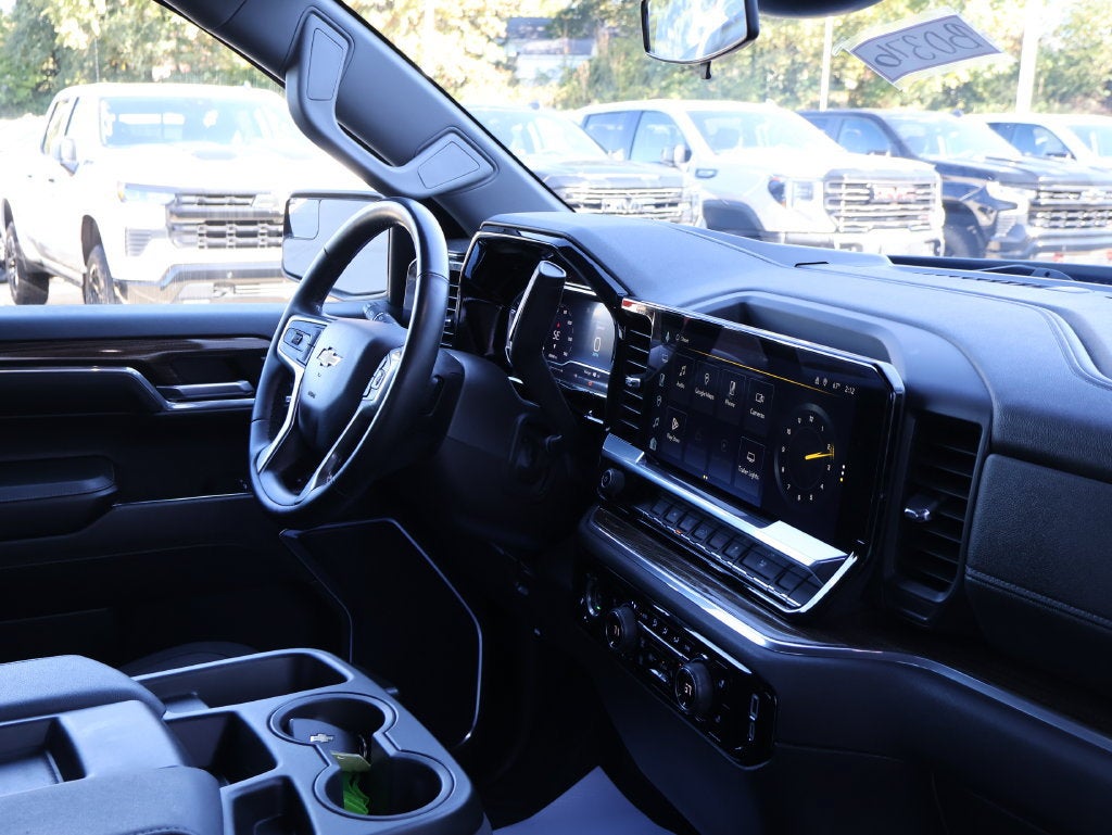 2024 Chevrolet Silverado 1500 LT - Photo 38
