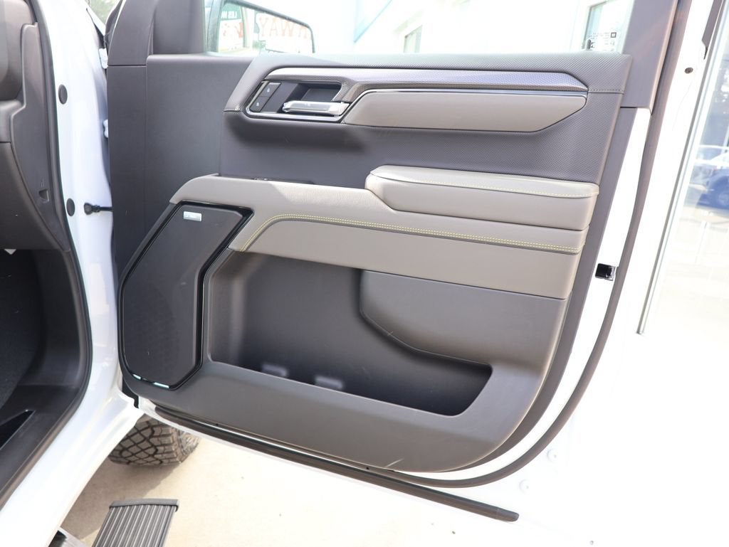 2026 Chevrolet Silverado 1500 ZR2 - Photo 43