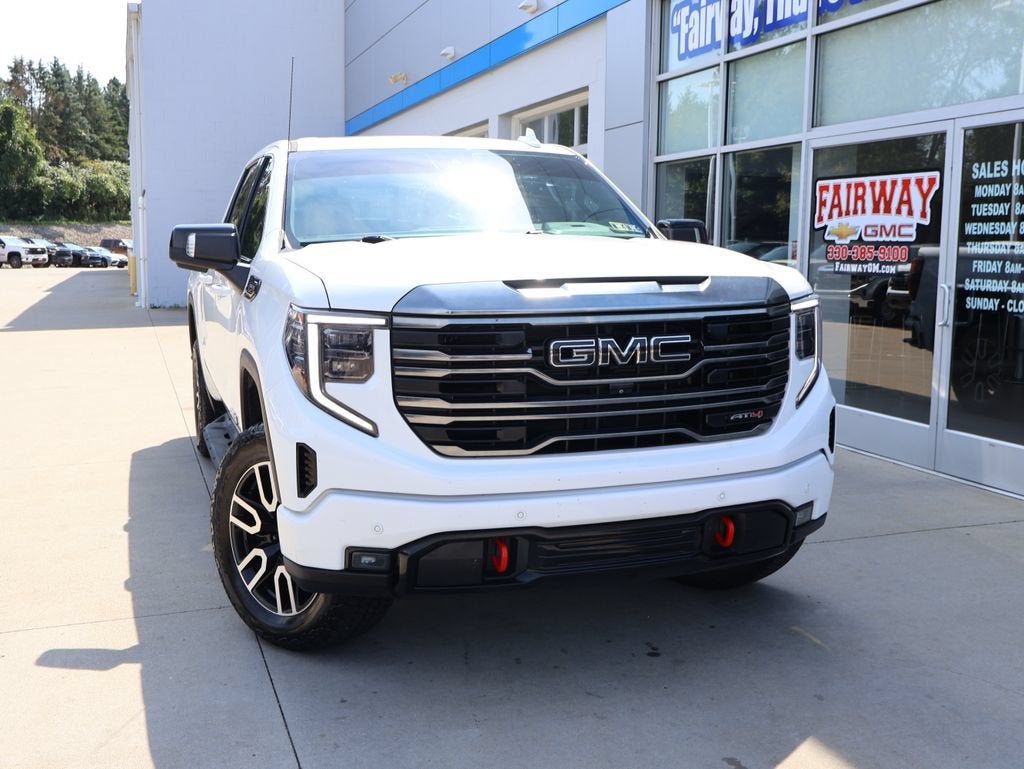 2023 GMC Sierra 1500 AT4
