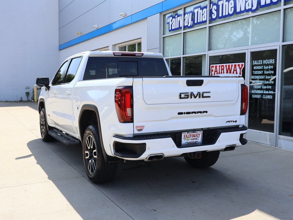 2023 GMC Sierra 1500 AT4