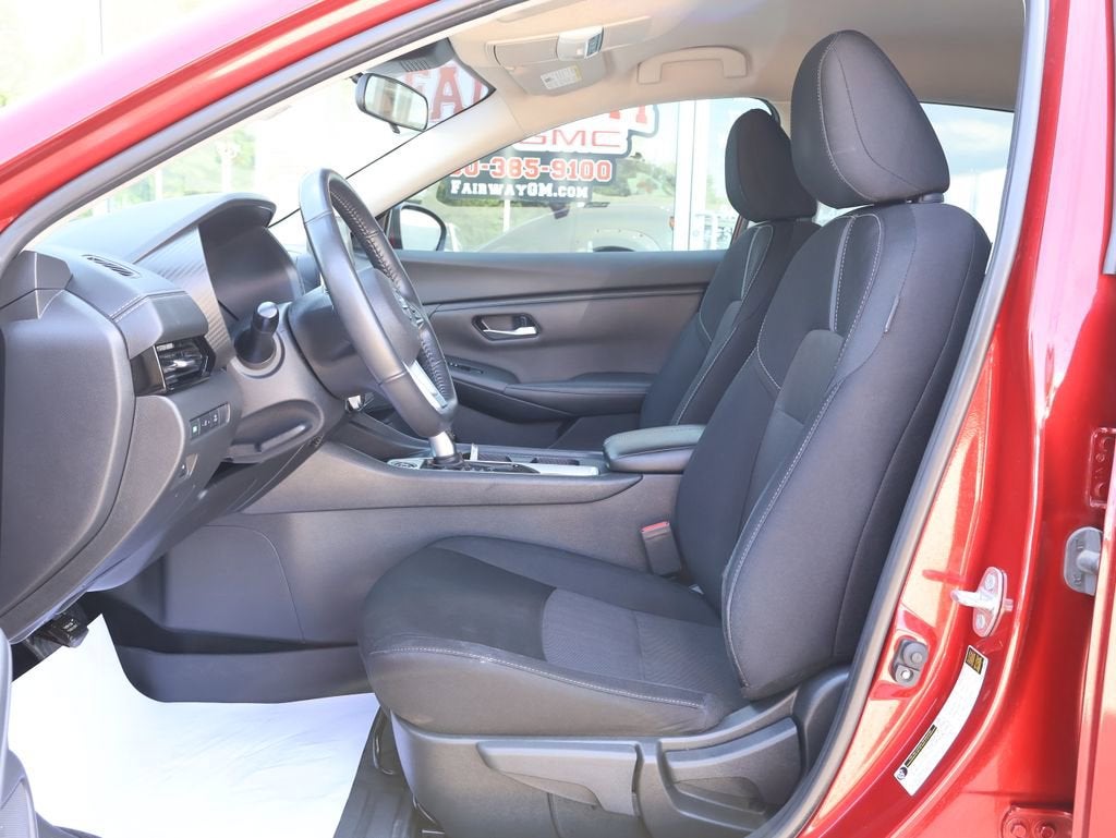 2022 Nissan Sentra SV Xtronic CVT