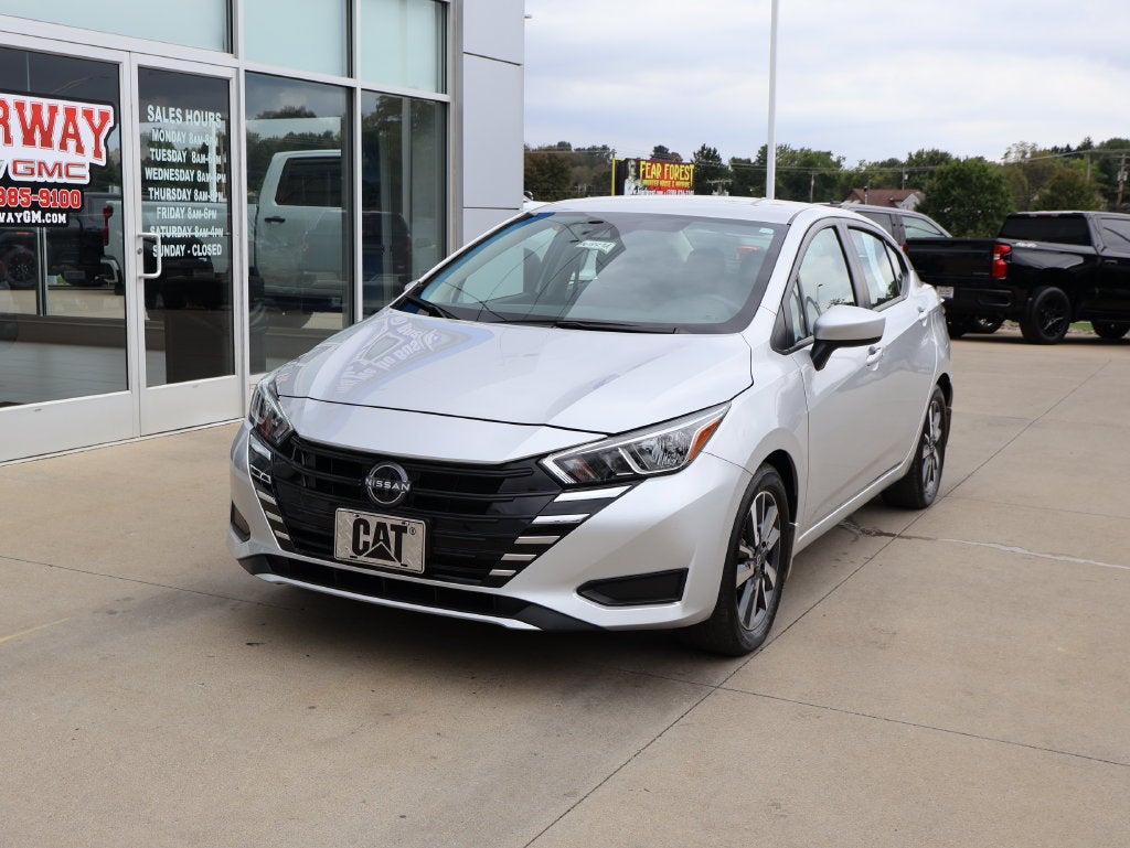 2024 Nissan Versa 1.6 SV