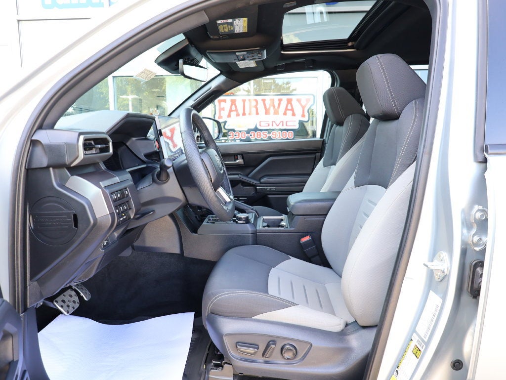 2024 Toyota Tacoma Hybrid TRD Sport 4WD
