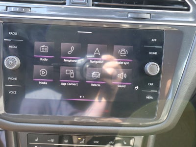 2022 Volkswagen Tiguan 2.0T SE R-Line Black