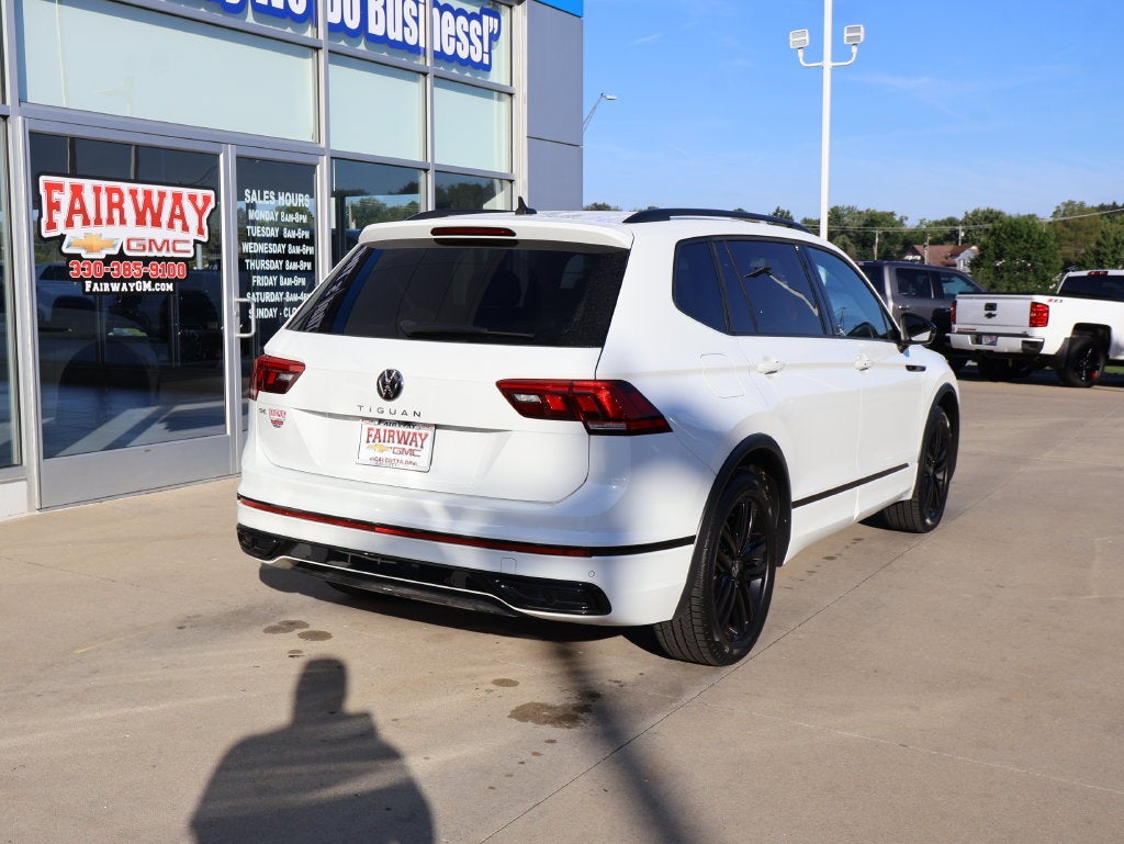 2022 Volkswagen Tiguan 2.0T SE R-Line Black