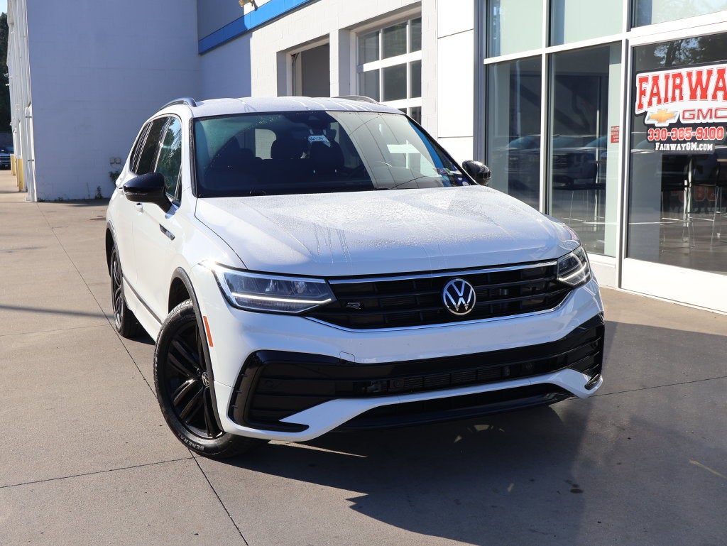 2022 Volkswagen Tiguan 2.0T SE R-Line Black
