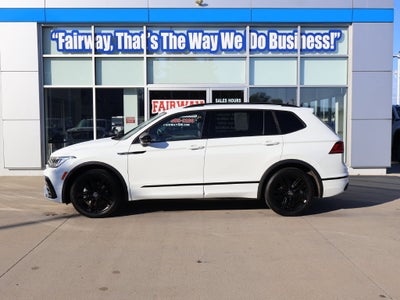 2022 Volkswagen Tiguan 2.0T SE R-Line Black