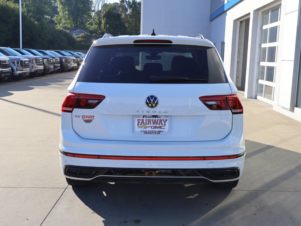 2022 Volkswagen Tiguan 2.0T SE R-Line Black