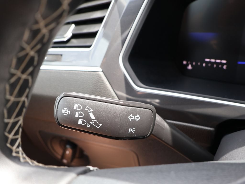 2024 Volkswagen Tiguan 2.0T S