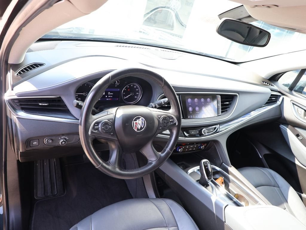 2020 Buick Enclave Essence