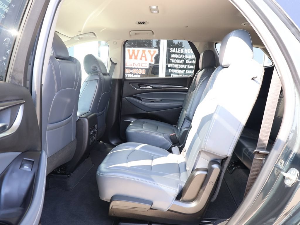 2020 Buick Enclave Essence