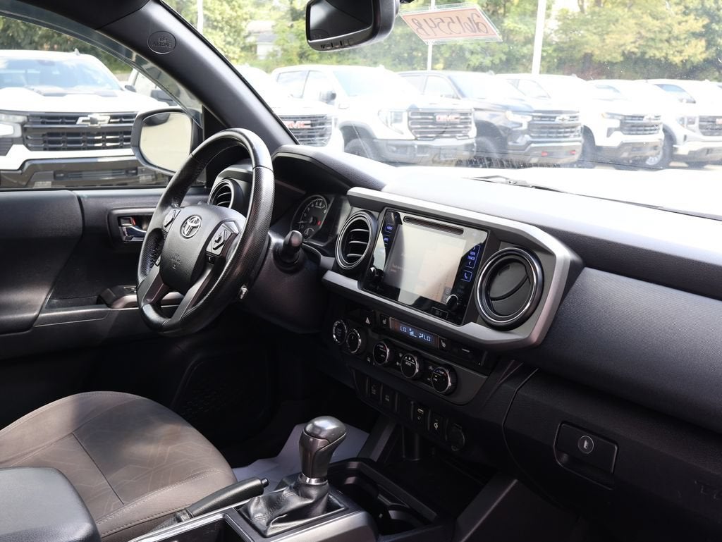2016 Toyota Tacoma SR5