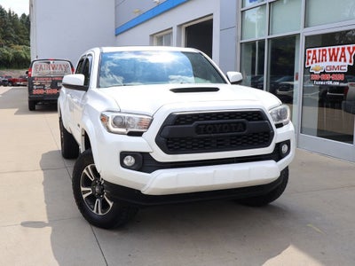 2016 Toyota Tacoma SR5