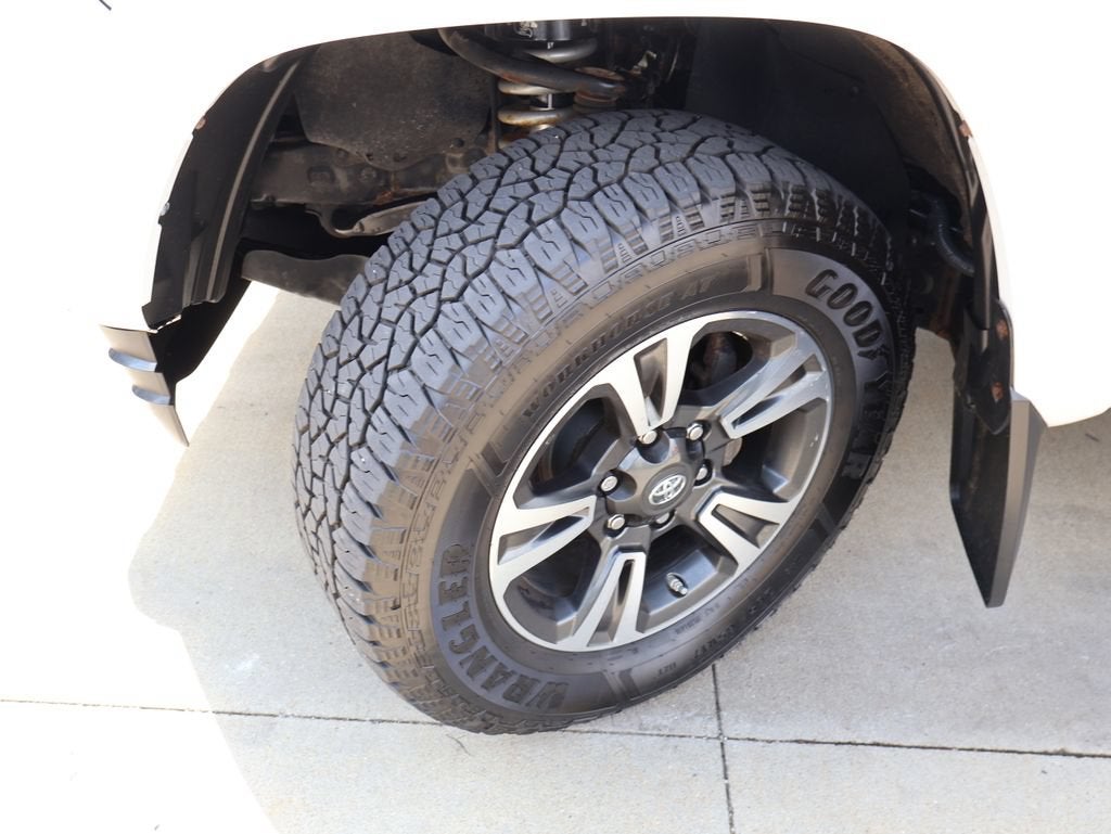 2016 Toyota Tacoma SR5