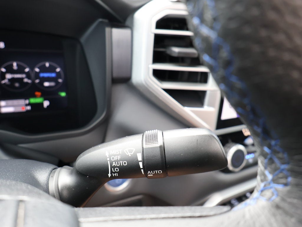 2023 Toyota Híbrido de tundra Platinum