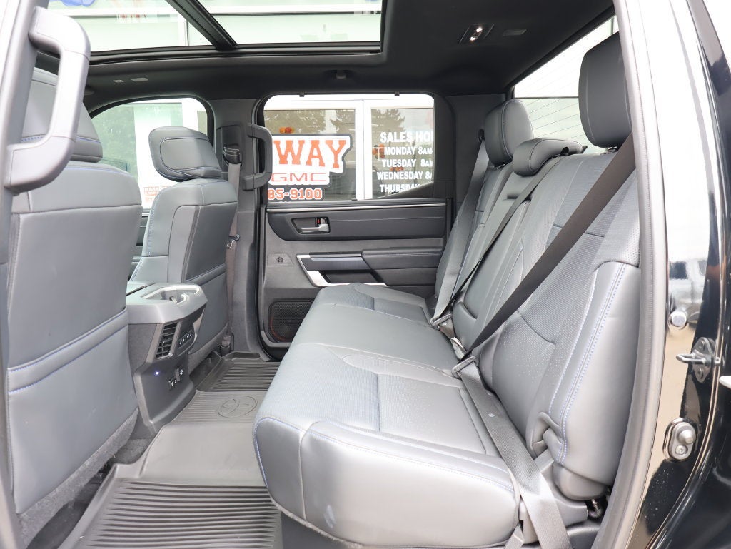 2023 Toyota Híbrido de tundra Platinum