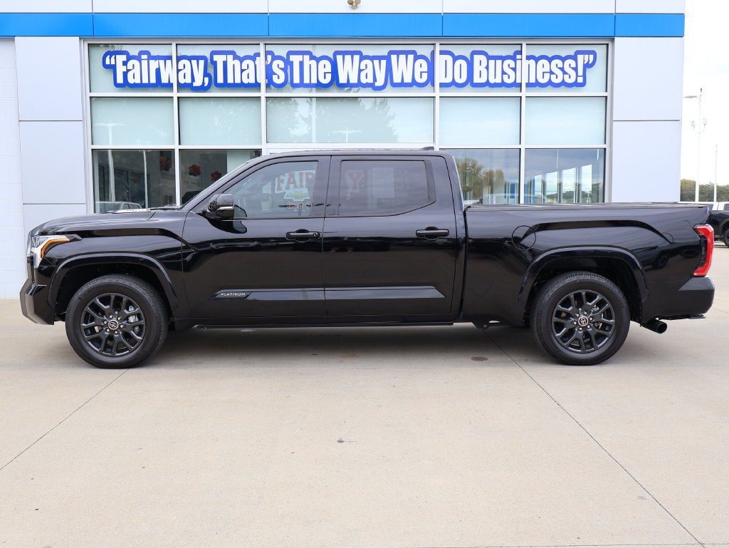 2023 Toyota Híbrido de tundra Platinum