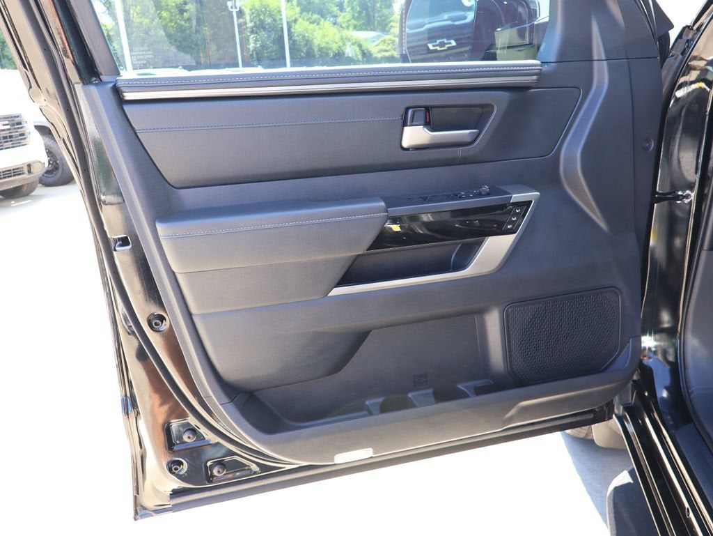 2026 Toyota Tundra Limited CrewMax 6.5' Bed