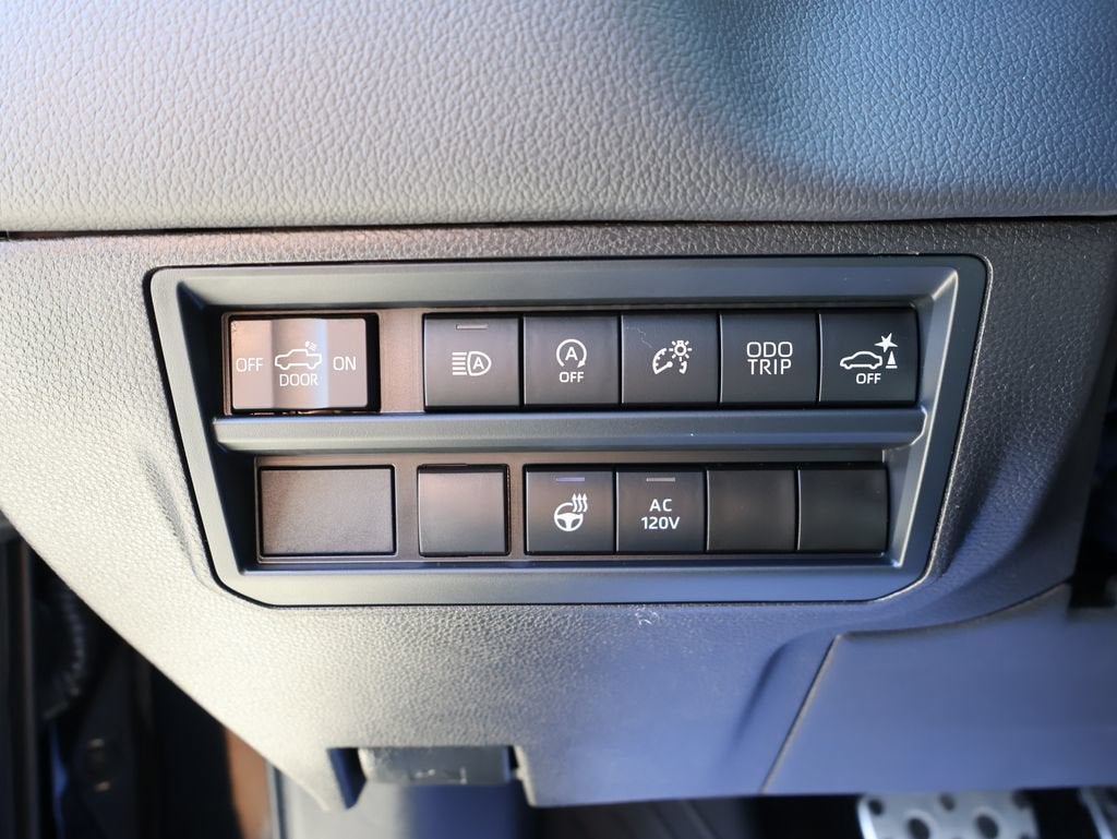 2026 Toyota Tundra Limited CrewMax 6.5' Bed