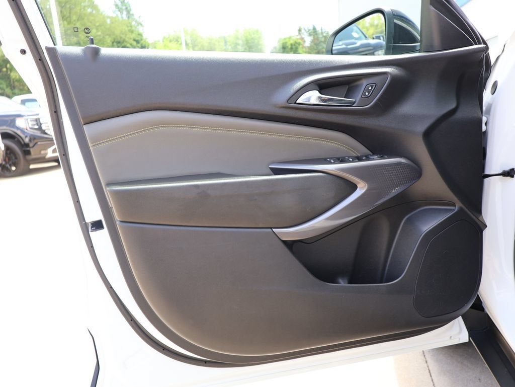 2024 Chevrolet Trax Activ - Photo 11