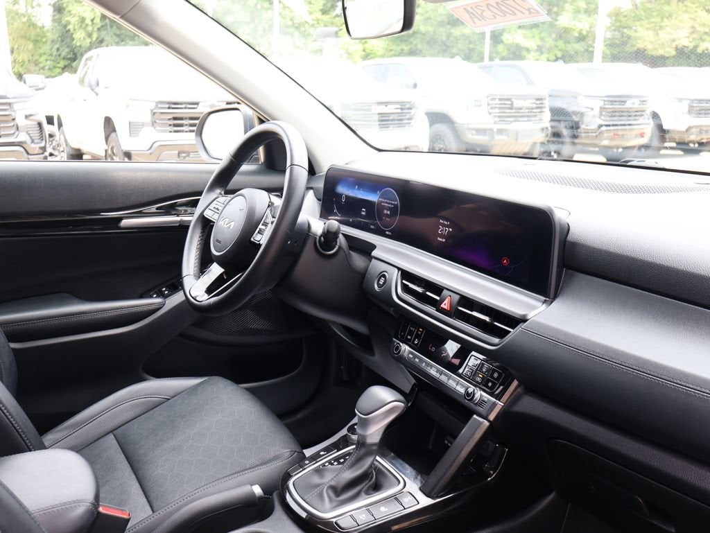 2024 Kia Seltos EX