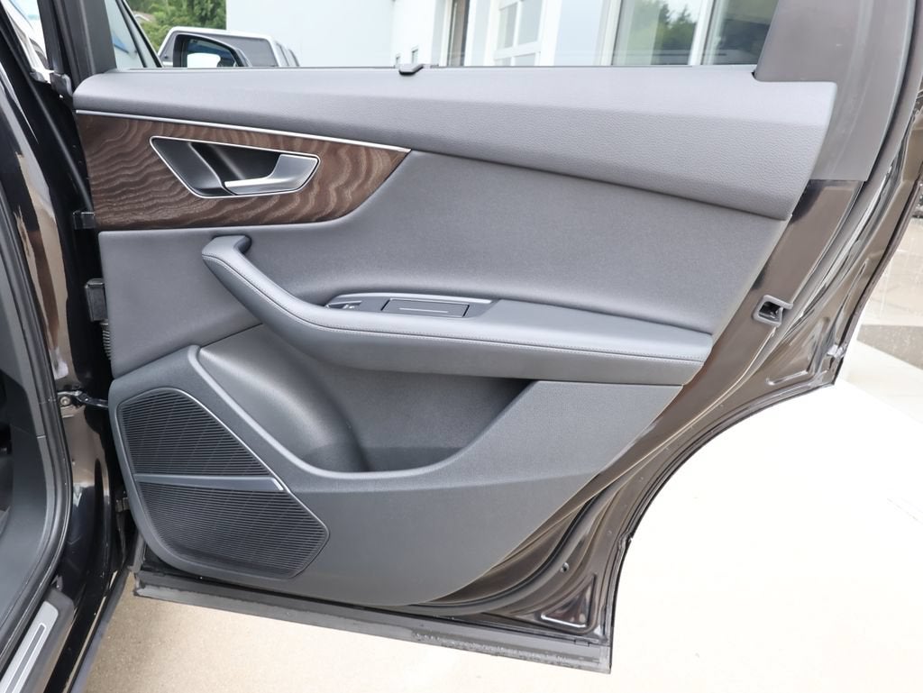 2021 Audi Q7 Premium Plus 55 TFSI quattro Tiptronic