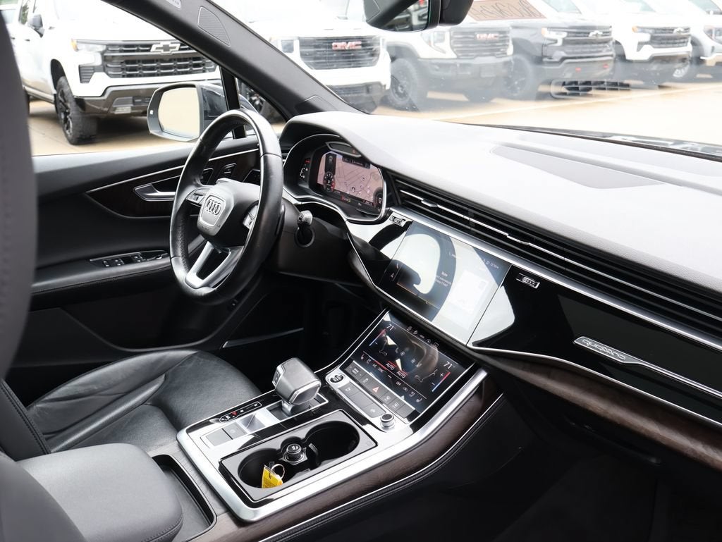 2021 Audi Q7 Premium Plus 55 TFSI quattro Tiptronic