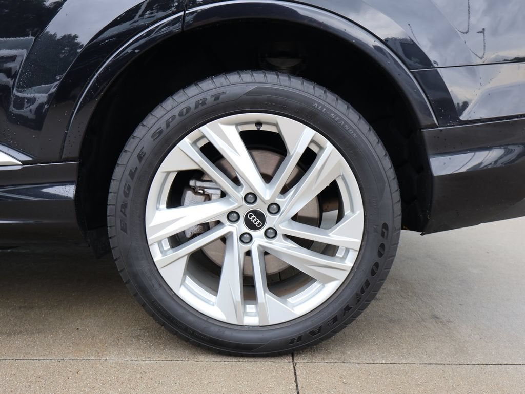 2021 Audi Q7 Premium Plus 55 TFSI quattro Tiptronic