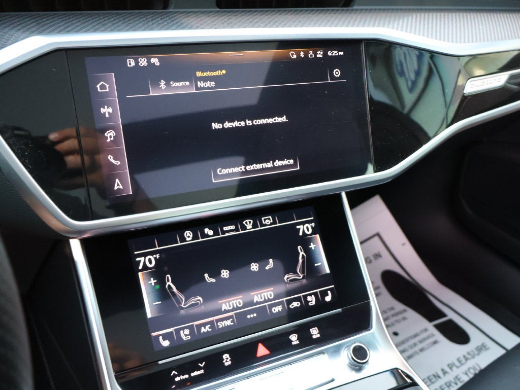 2025 Audi RS 6 Avant performance quattro tiptronic