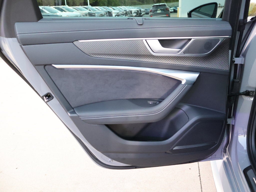 2025 Audi RS 6 Avant performance quattro tiptronic