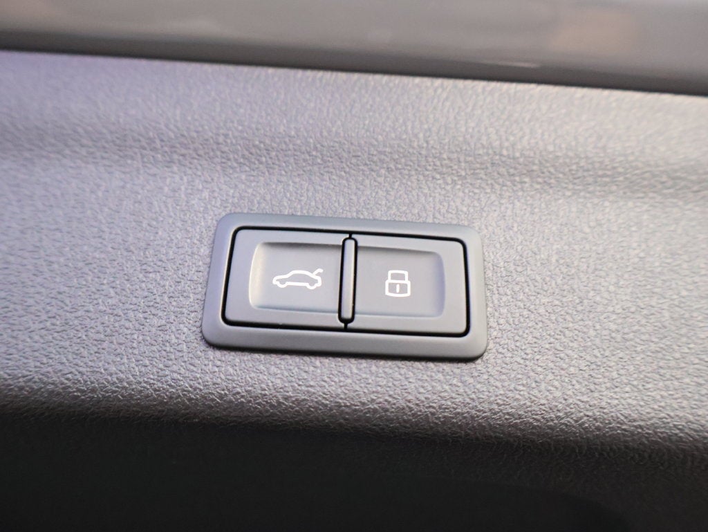2025 Audi RS 6 Avant performance quattro tiptronic